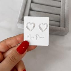 Brinco coração vazado riscado 14mm