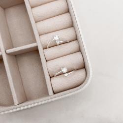 Anel zircônias coração e redonda cristal regulável P