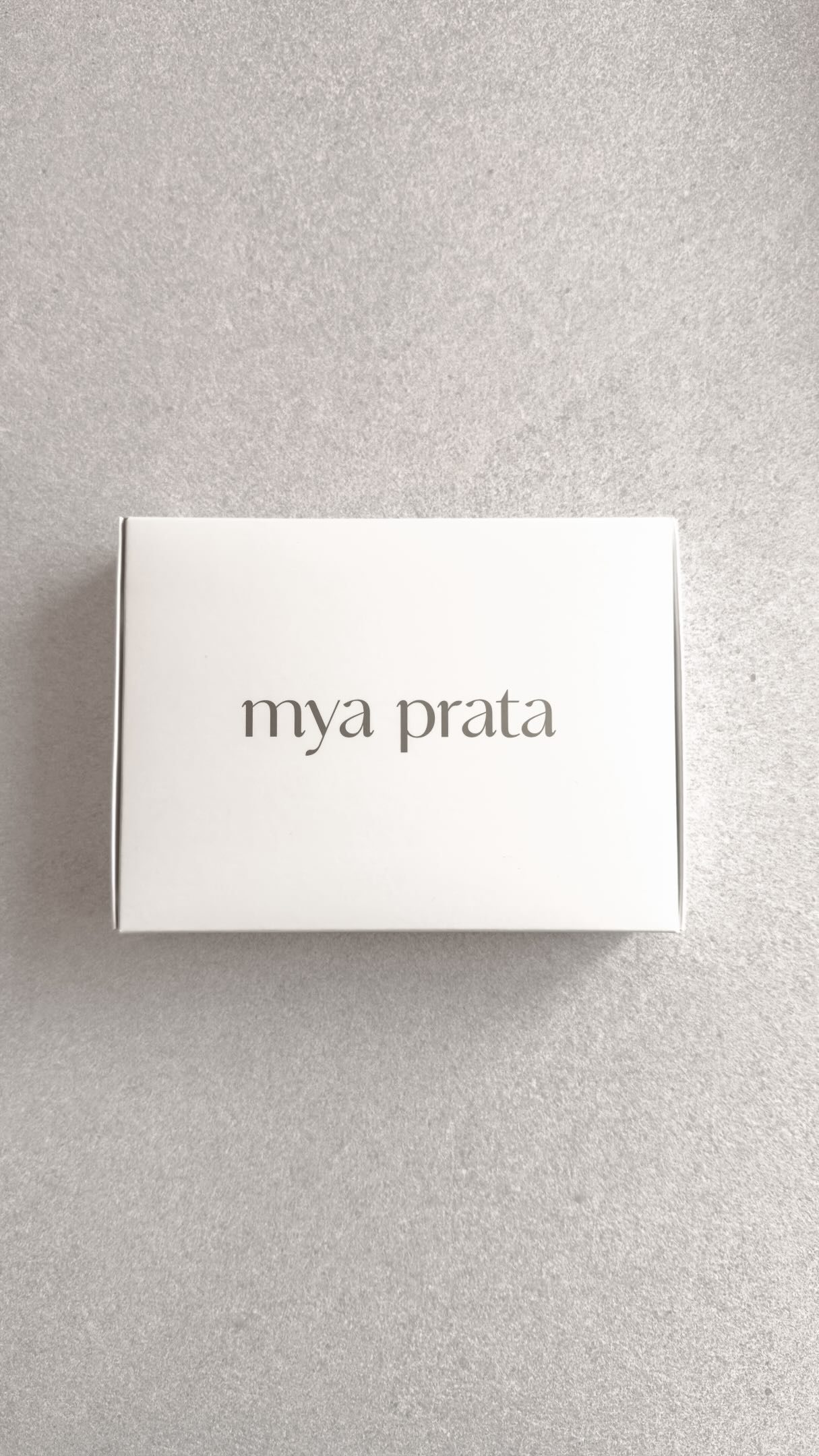 Pov: você recebeu a caixinha dos sonhos com as joias mais lindas 🤍✨

Qual foi sua peça favorita? 🤩

▫️ Joias em Prata 925 💍 
Compre Online ▫️ www.myaprata.com/nossos-canais 
Visite nossa loja ▫️ Rua 16 de março, 343